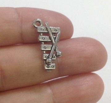 Bedel mallets op hand