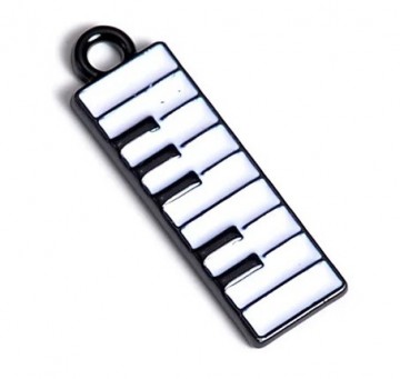 Bedelhangertje pianotoetsen 2