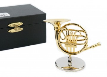 Beeldje miniatuur hoorn 0