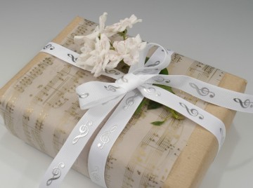 Cadeaulint wit zilver op pakje