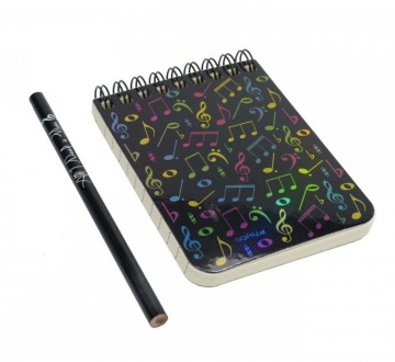 Notitieboekje klein met potlood zwart gekleurd