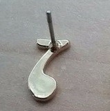 Oorbellen achtste noten achterkant